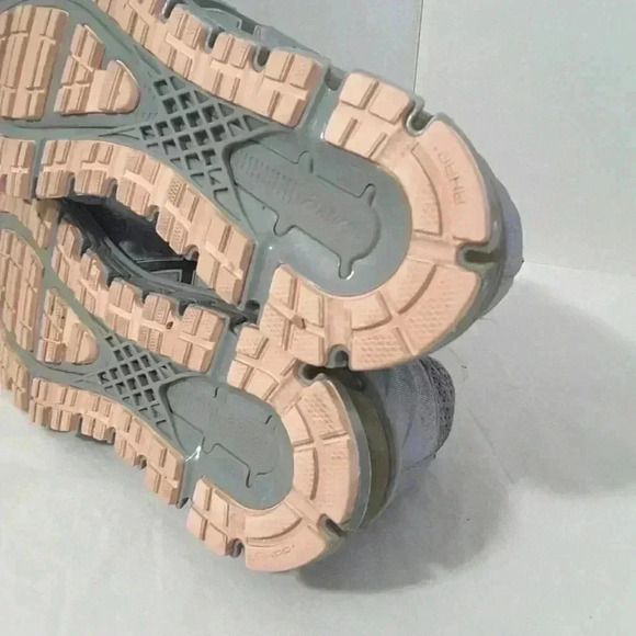 ASICS Gel Quantum 180 Grey Pink Athletic Shoes - Picture 6 of 9